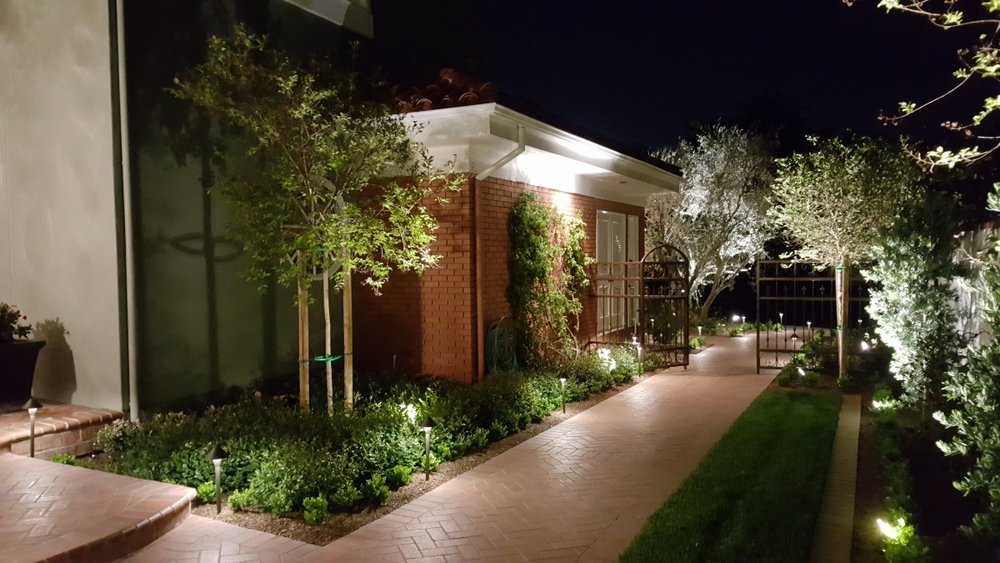 Pathway Summer LED Landscape Lighting