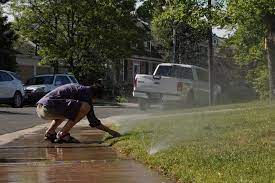 Professionals with Rain Shut-Off Device