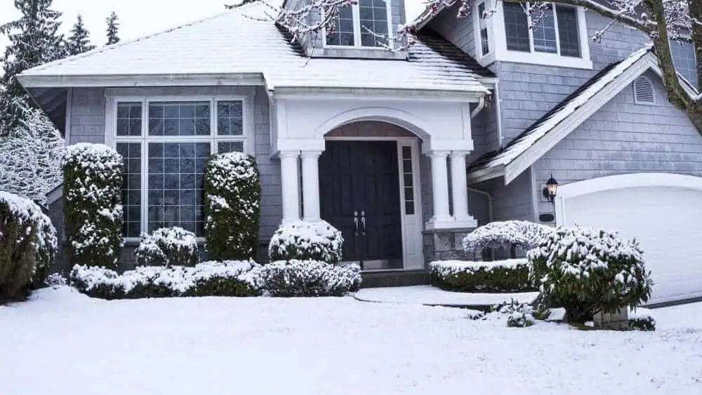 Do-You-Have-Cold-Weather-Damage-to-Your-Sprinkler-SystemProtect Your Pipes